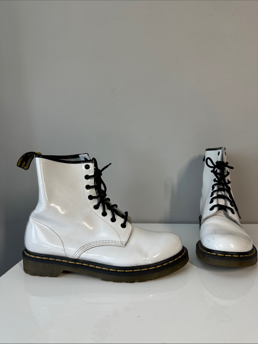 Dr. Martens 1460W Women’s White Patent Leather Lace Up Combat Boots Size 11